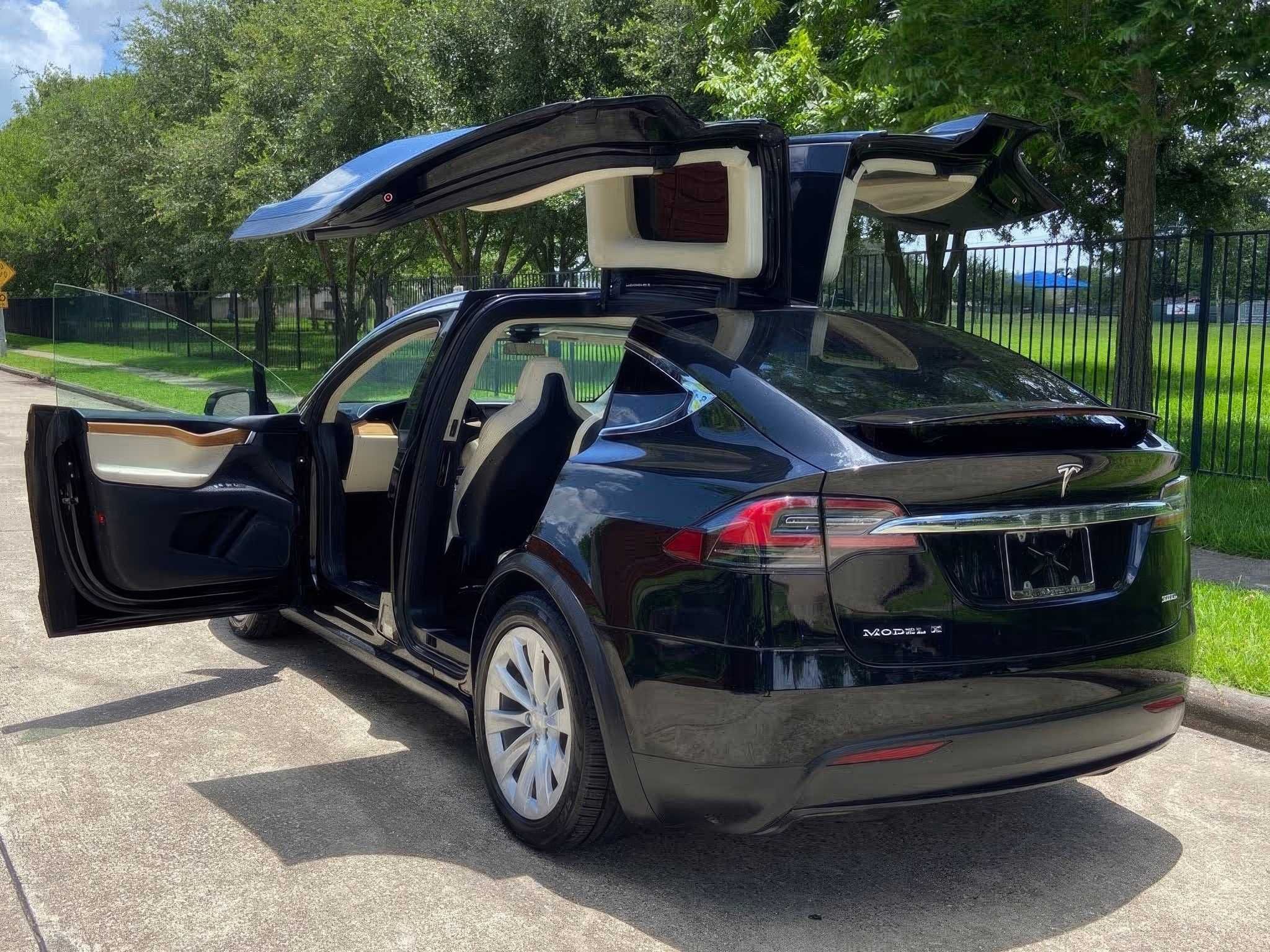 2018 Tesla Model X 100D