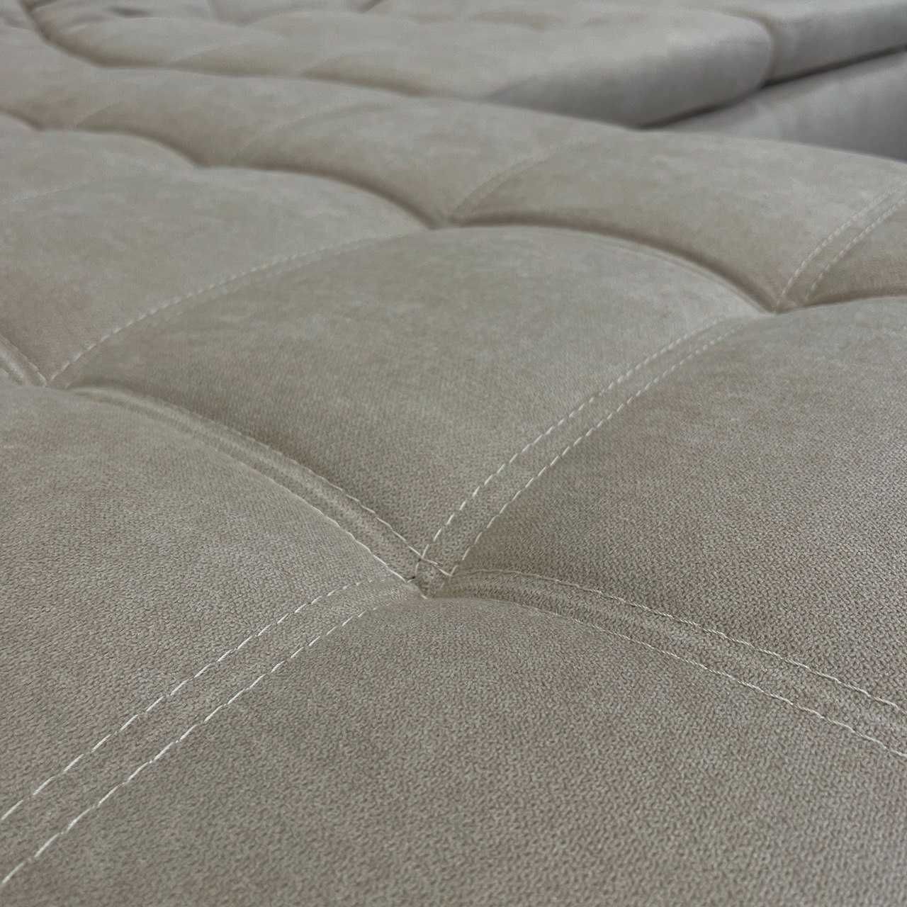 Розкладний диван з нішею пума в тканині