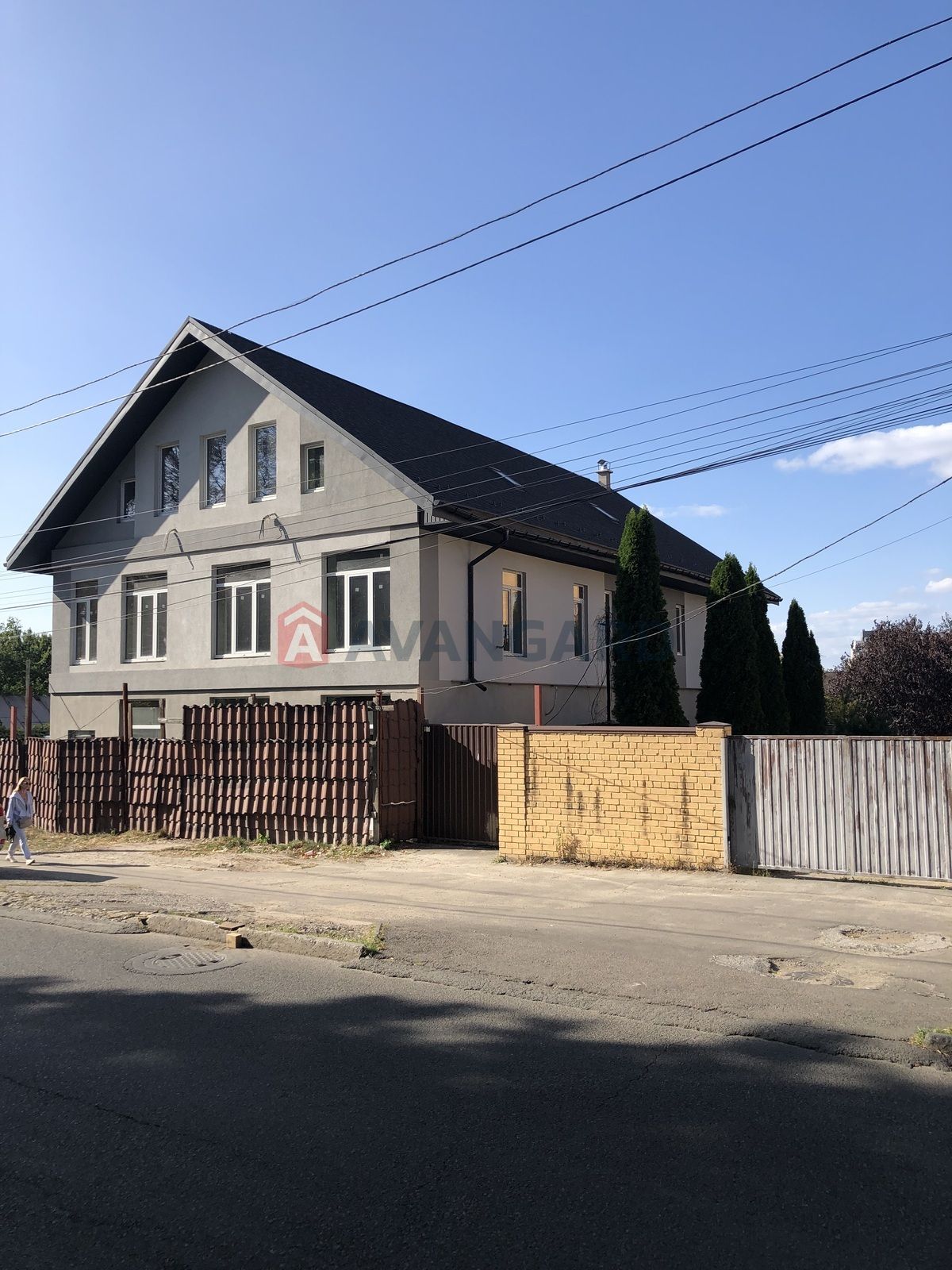 У продажу 3-поверховий будинок Нагірка Центр 540000$