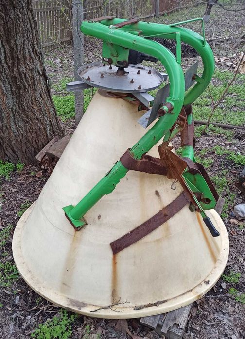 Розкидувач добрив 500 л.(пластик) усилена рама, диск з нержавійки