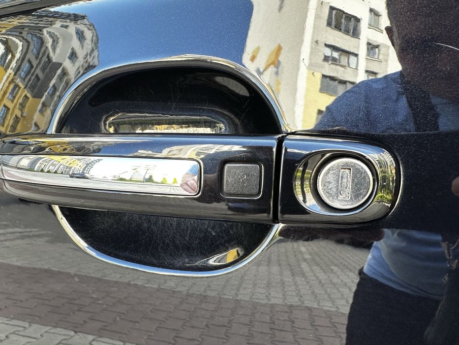 Продам AUDI Q7 2015рік