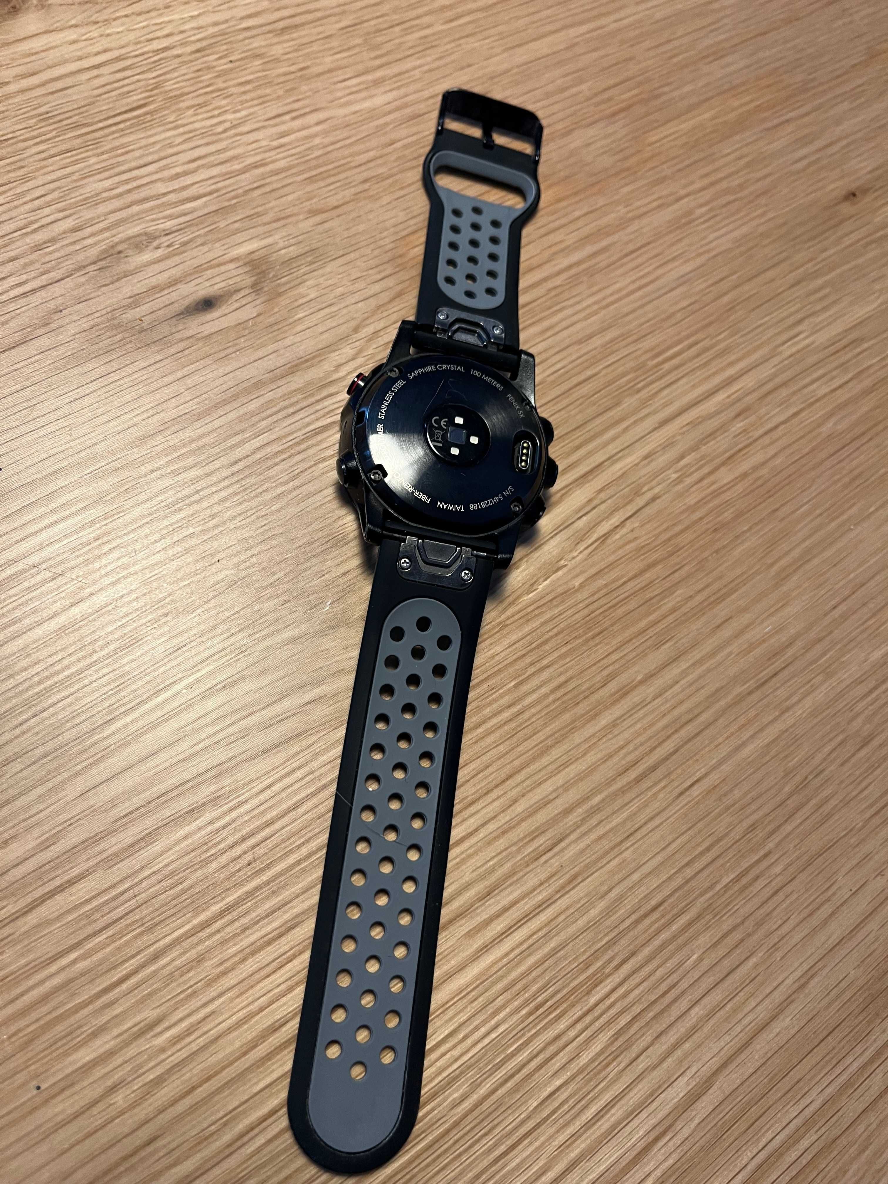 Garmin Fenix 5 Saphire, mapy TopoActive Europe