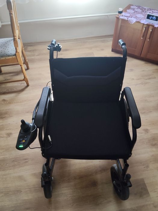 Sprzedam elektryczny wózek inwalidzki firmy Timago POWER-TIM