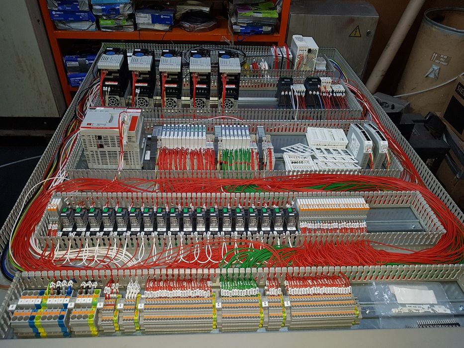 Eletricista habitacional / industrial