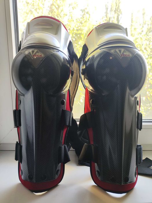 Наколінники шарнірні Vega мото захист коліна розмір L