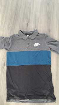 Koszulka polo Nike połówka  rozmiar 147-158