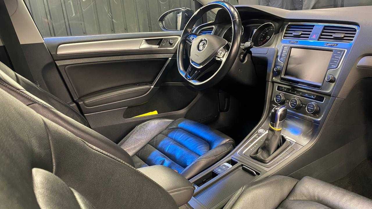 2014 Volkswagen e-Golf 24 kWh ШКІРА в Наявності