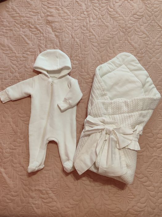 Конверт на виписку, комбінезон для новонароджених, одіяло, плед