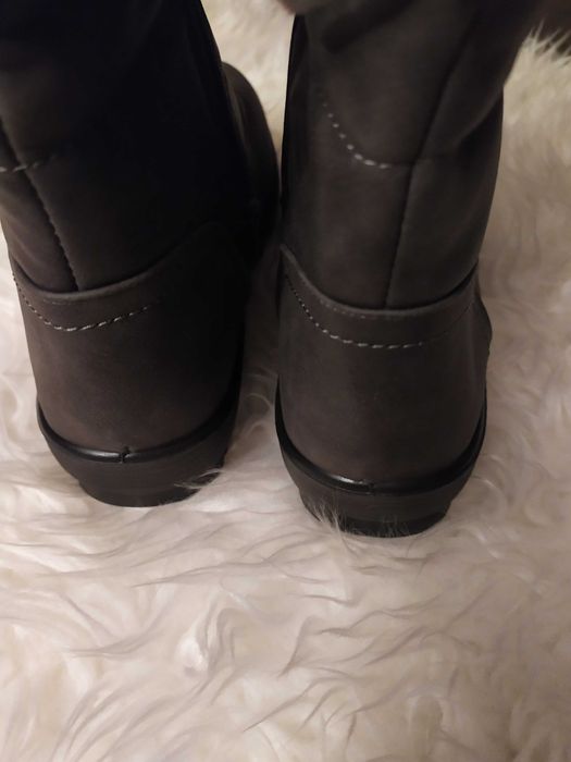 Чоботи, сапоги зимові жіночі на хутрі 40 розмір