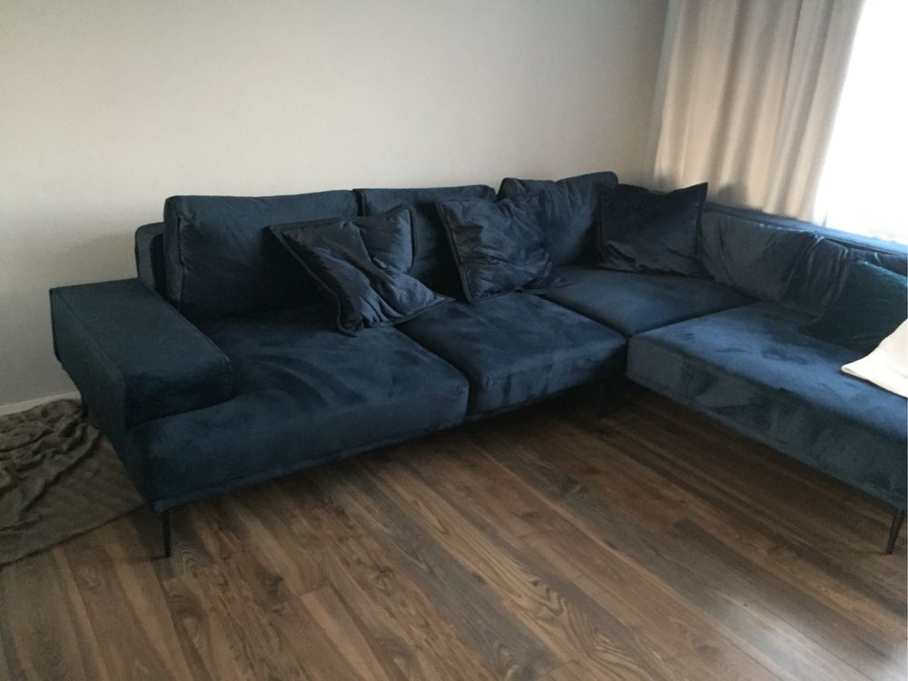 Kanapa Narożnik MESITO z funkcją spania granatowy VELVET