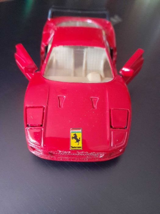 Модель авто Ferrari f40