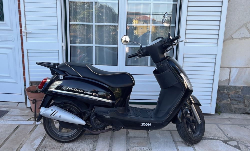 Mota Scooter Sym Fiddle 125