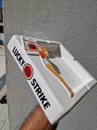 Cinzeiro vintage Lucky Strike