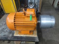 Silnik elektryczny 7.5 kw 3 fazowy wałek 32mmy