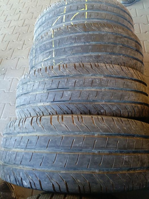 Opony letnie 235/65/16c Continental