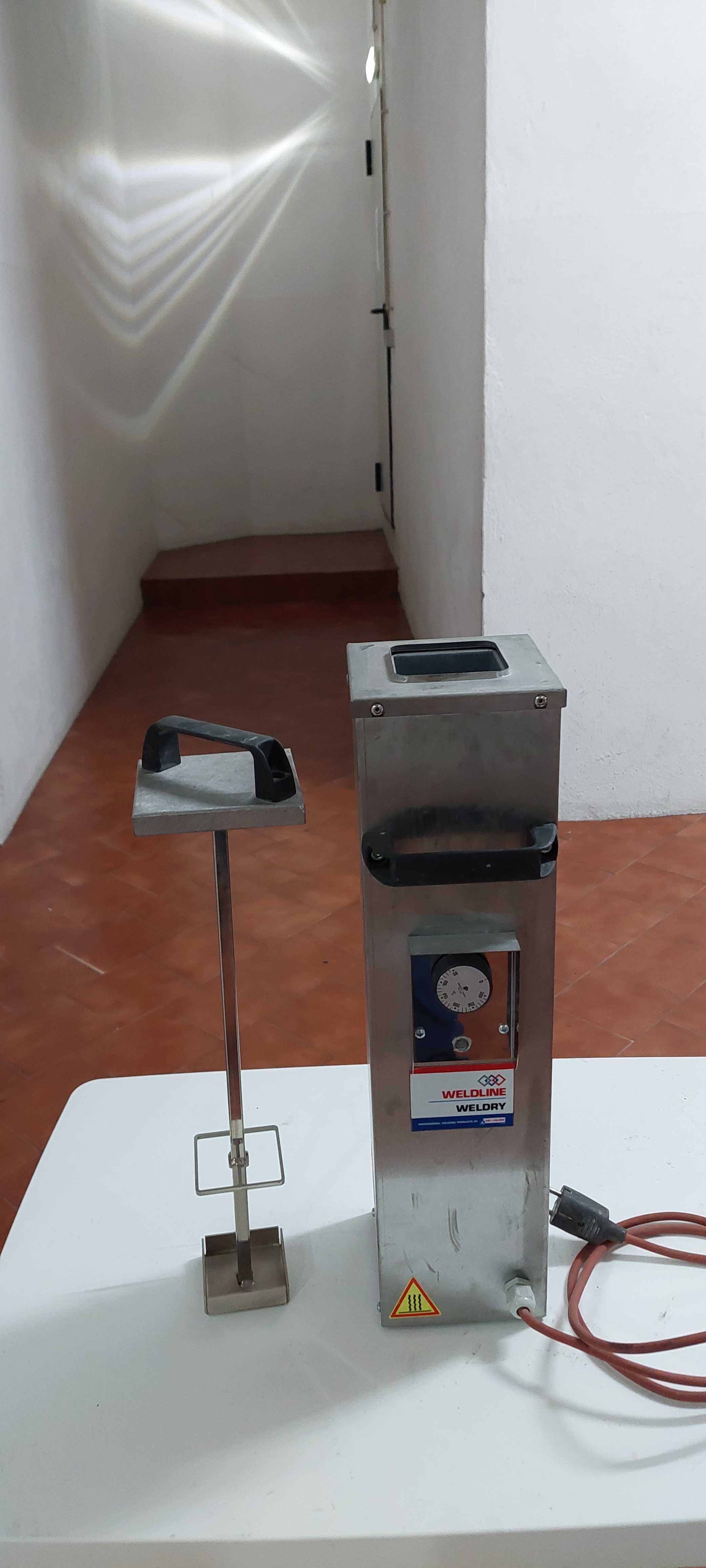 Estufa para eletrodos em aço inoxidável  com regulação de temperatura