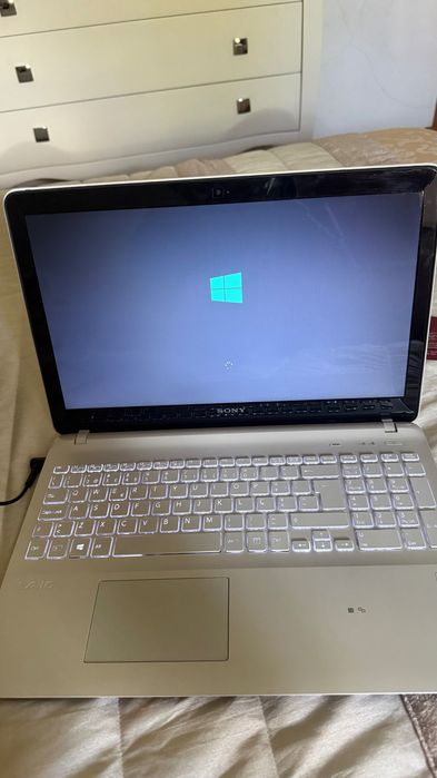 Sony vaio Model SVF152A29M