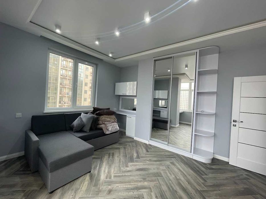 Продам красиву  квартиру терміново