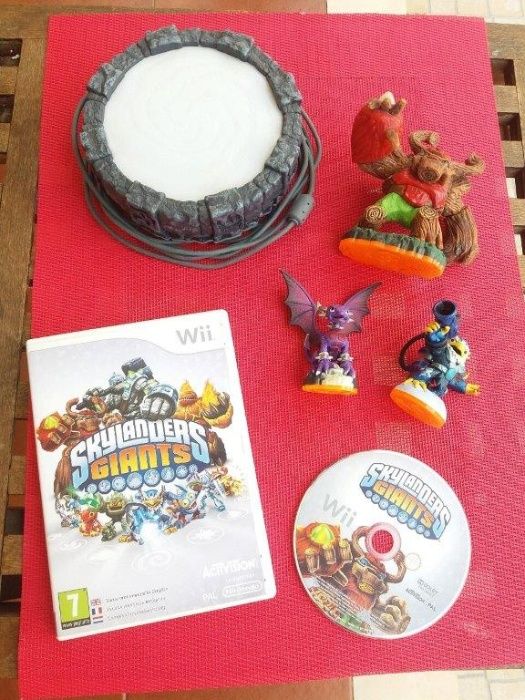 Wii - Skylanders Giants - Starter Pack