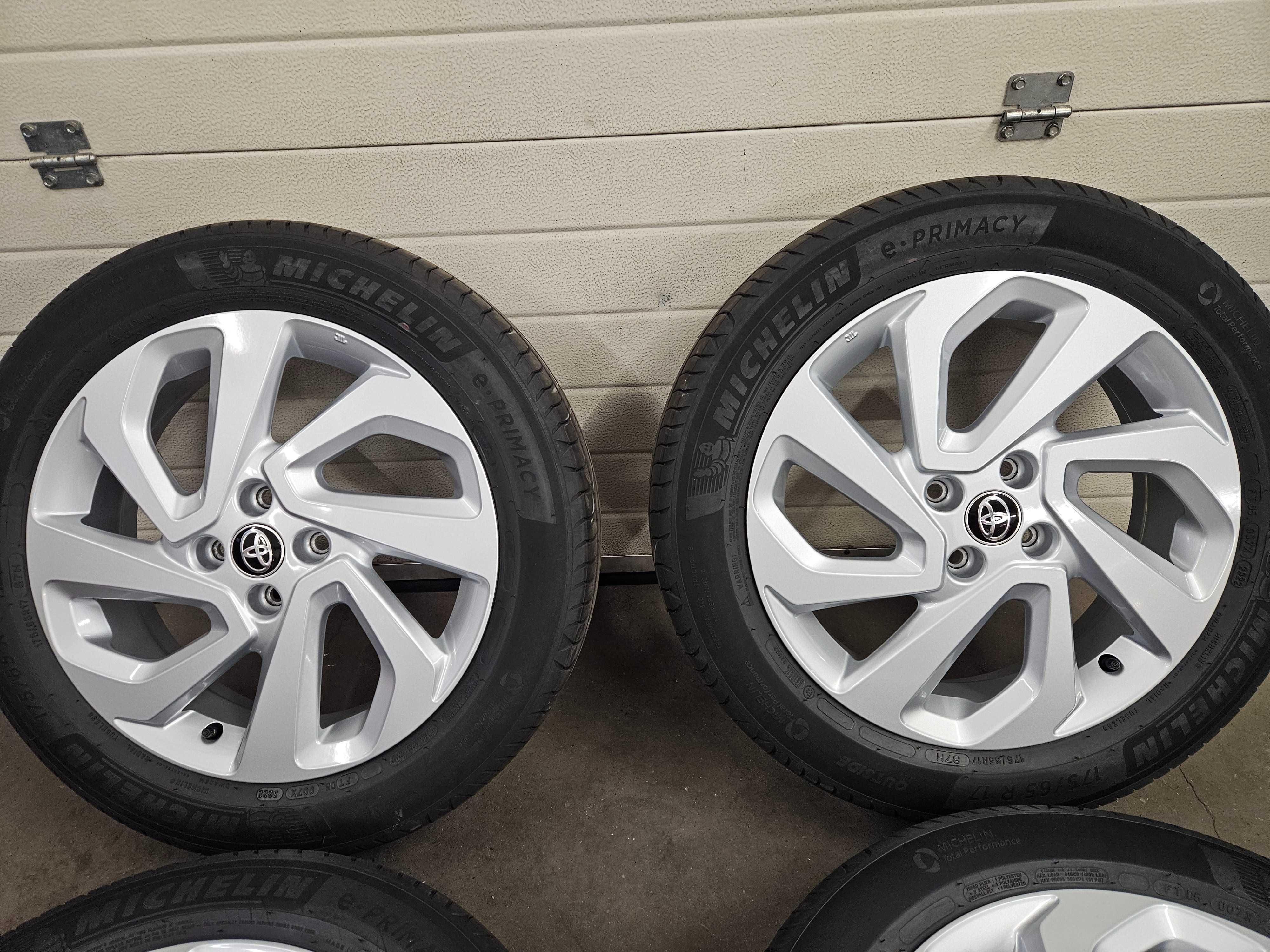 4x100 R17 - Koła Toyota Aygo X Yaris Suzuki Swift Kia Rio Hyundai