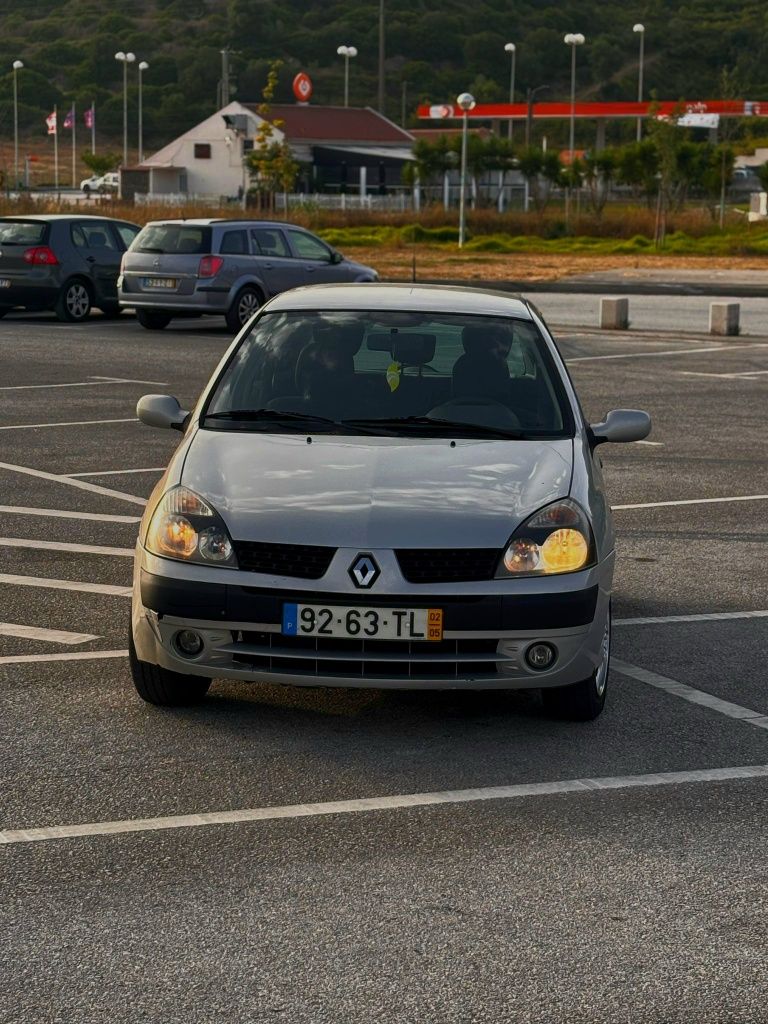 Vendo renaul clio
