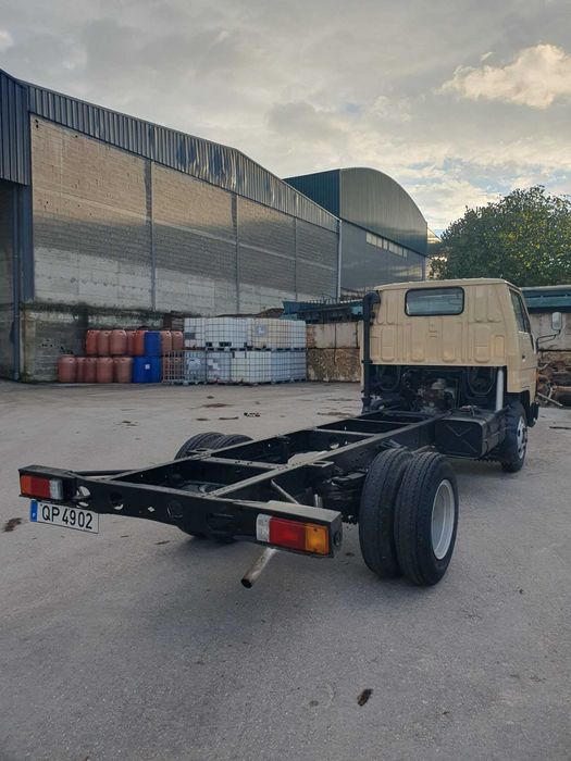 toyota dyna 250 ligeira direção assistida hidraulica