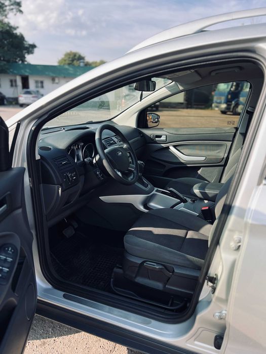 Ford Kuga 2.0 TDCi | 140 к.с. | 6-ст. автомат | 2011