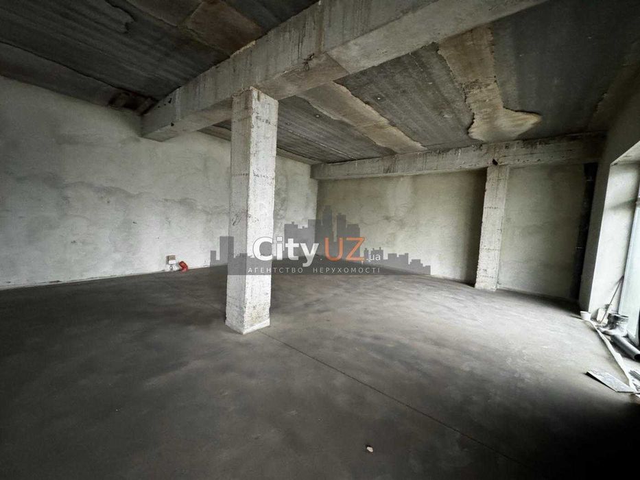 Продається комерційне приміщення поруч із Ужгородом