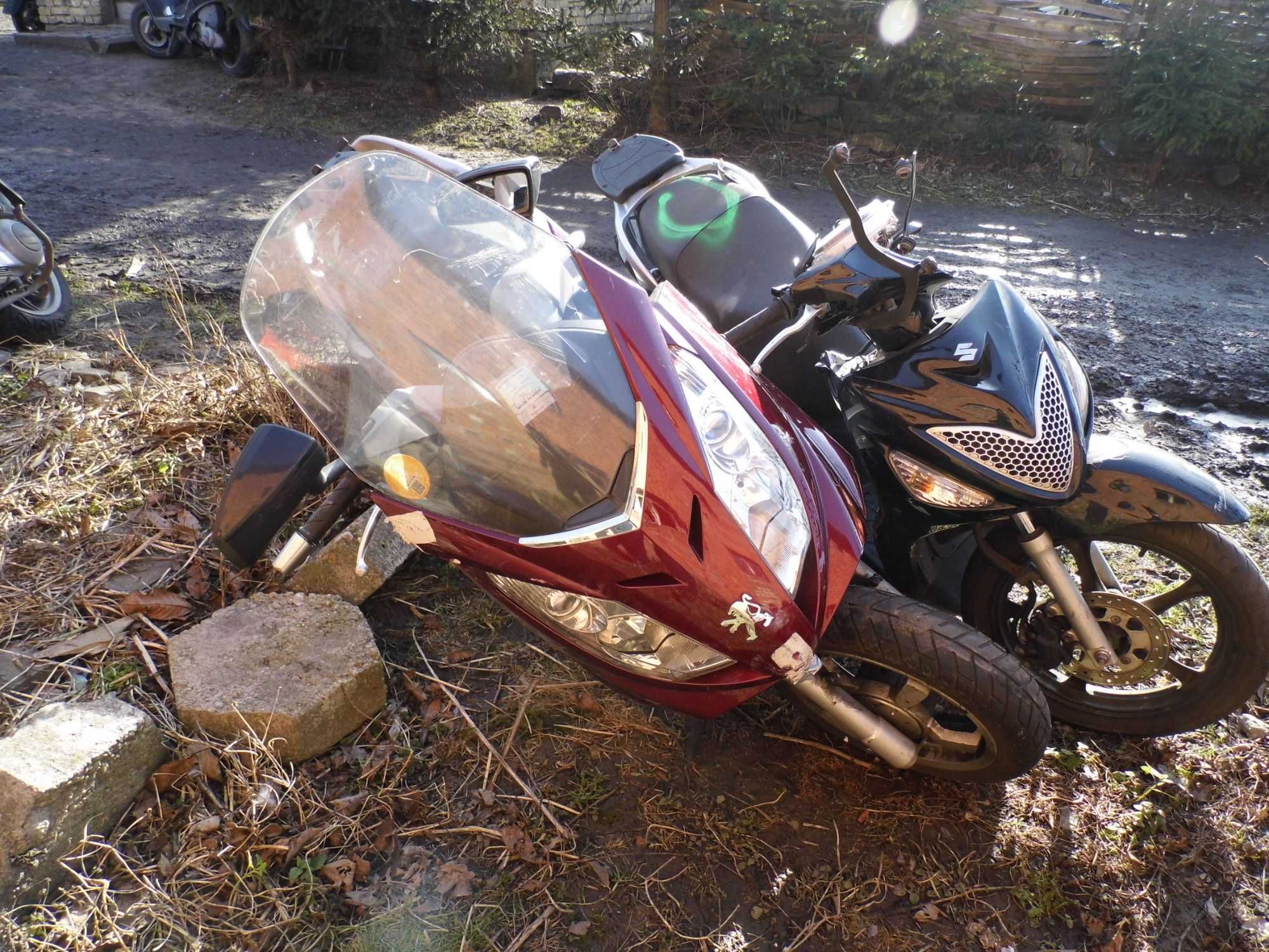 PEUGEOT SATELIS 125 silnik czasza szyba błotnik czesci kokpit klapka