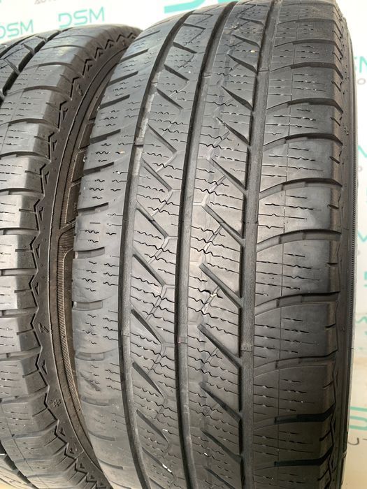 Склад шин б/в. 195/70 R15C Goodyear Vector 4 Seasons Cargo