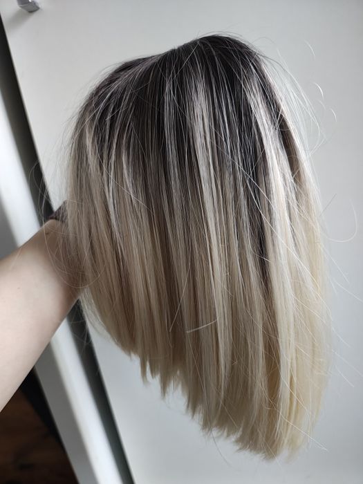 Peruka bez grzywki jasny blond