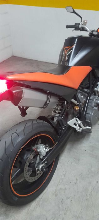 KTM 990 superduke 2007 igual a nova