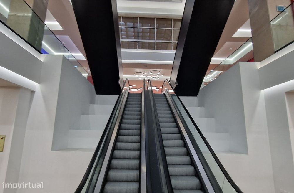 Loja de Prestigio na Avenida da Boavista - 17 m^2 - Shopping Brasília
