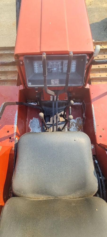 Trator de Rastos FIAT 665C