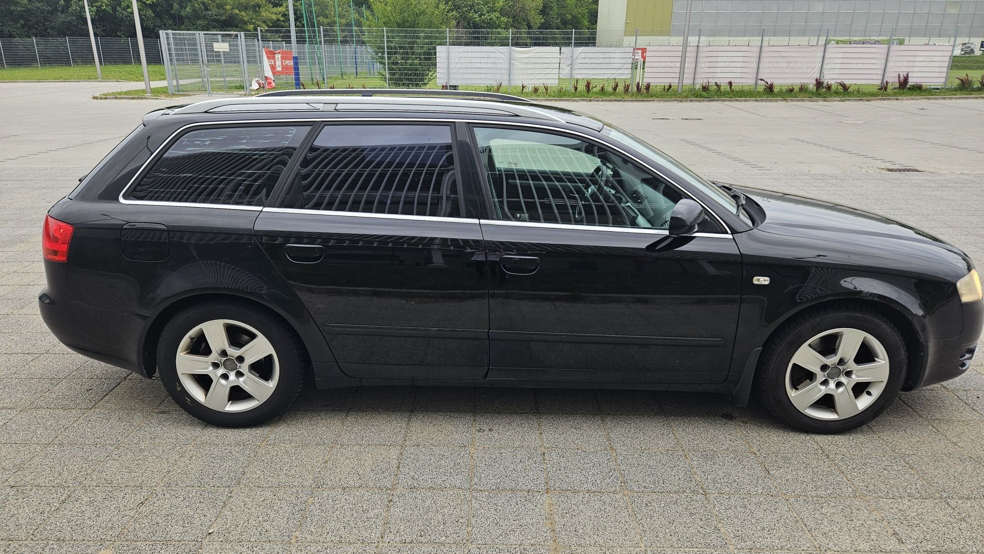 Sprzedam audi a4b7 1.8t z LPG