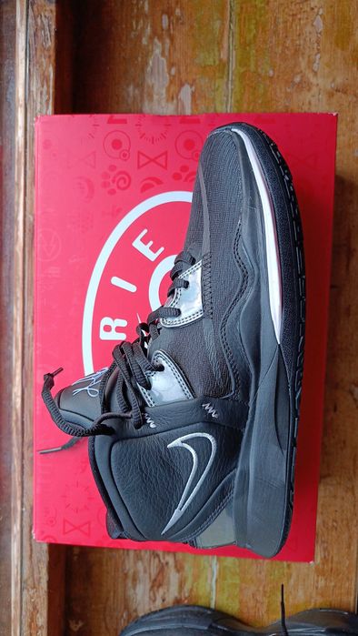Баскетбольні кросівки Nike kyrie infinity оригінал CZ0204-005