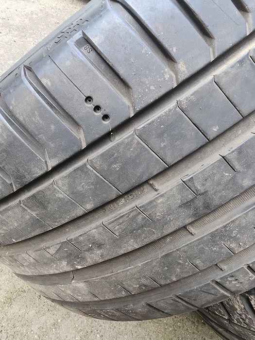 Michelin 285/40 r19  пара