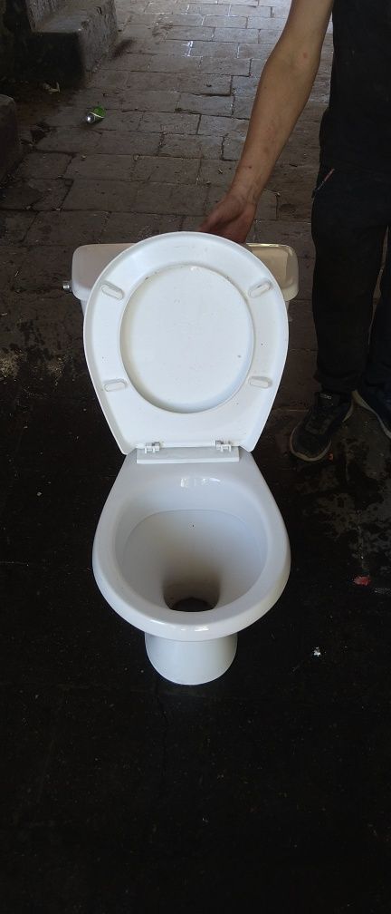 Sprzedam.kampakt wc