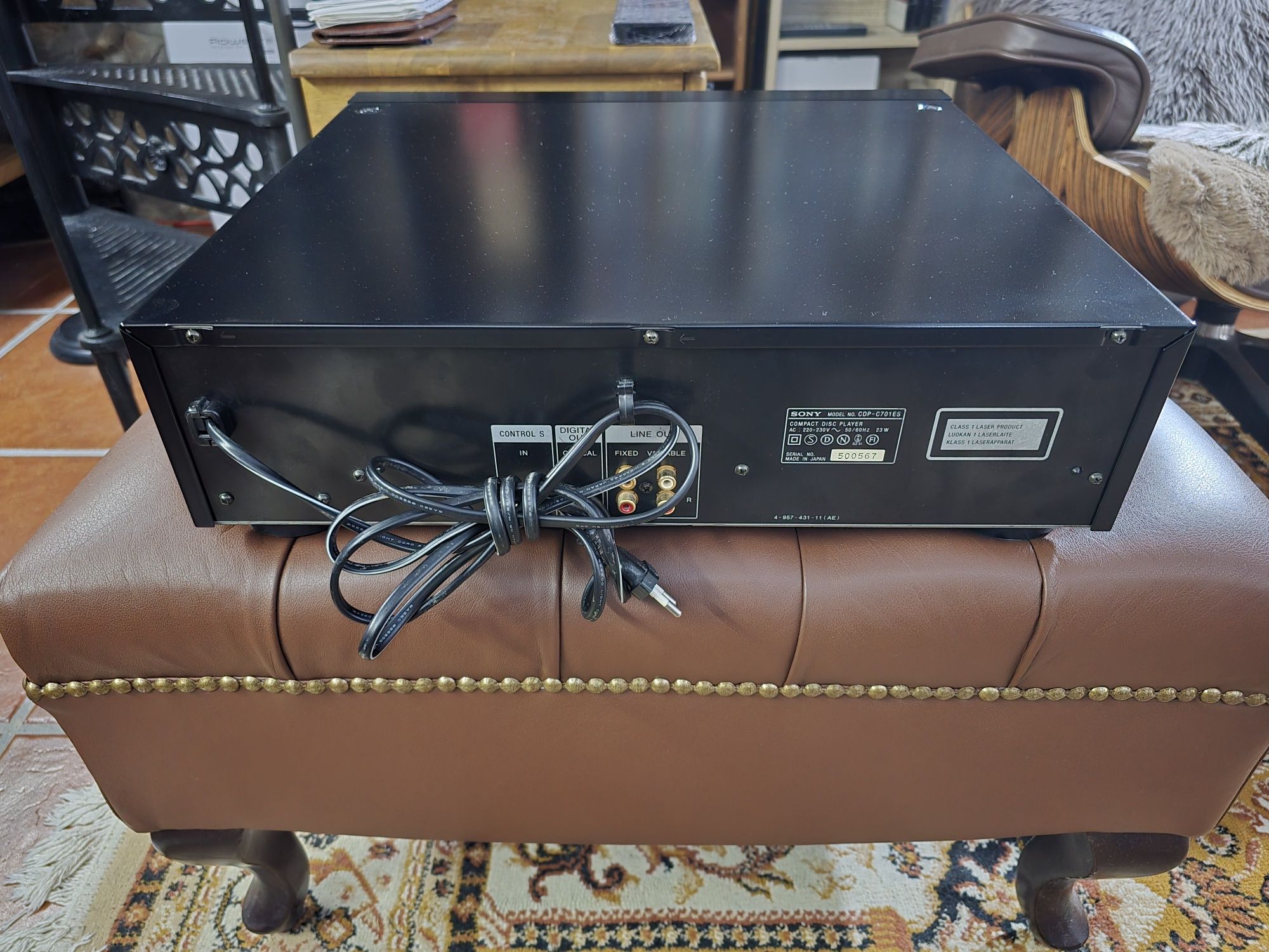 Leitor de cd SONY CDP C701 ES com comando