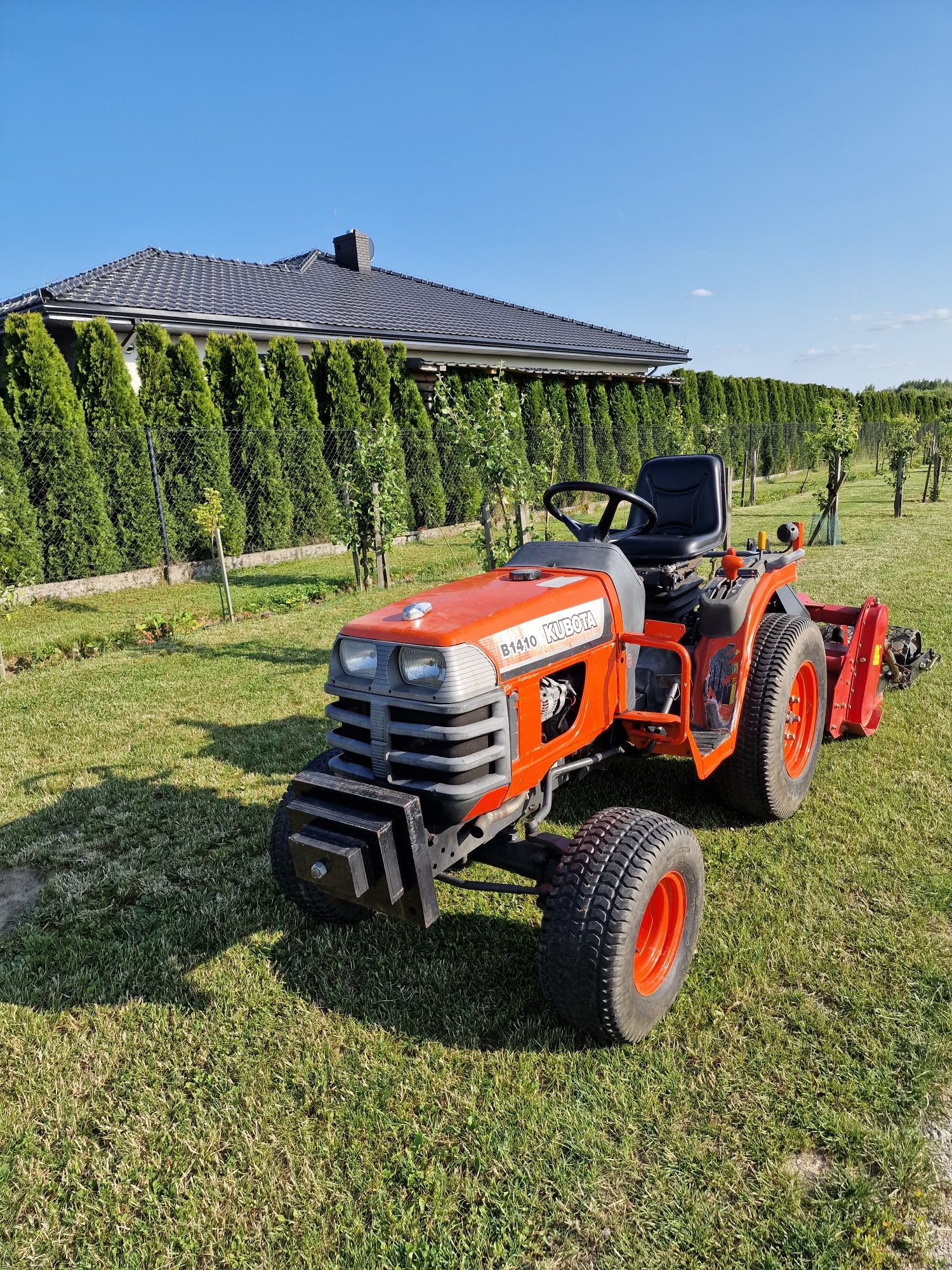 Traktor kubota 1410 z osprzętem