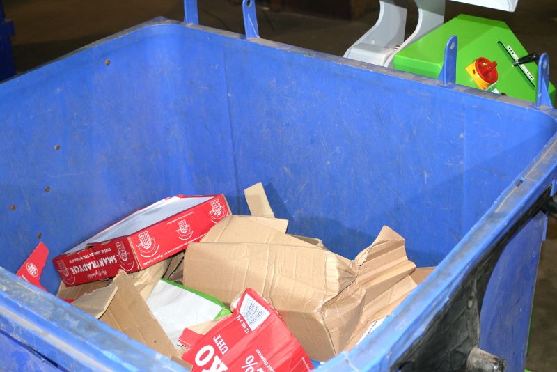 Prasa do odpadów komunalnych, prasa do śmieci 1100l