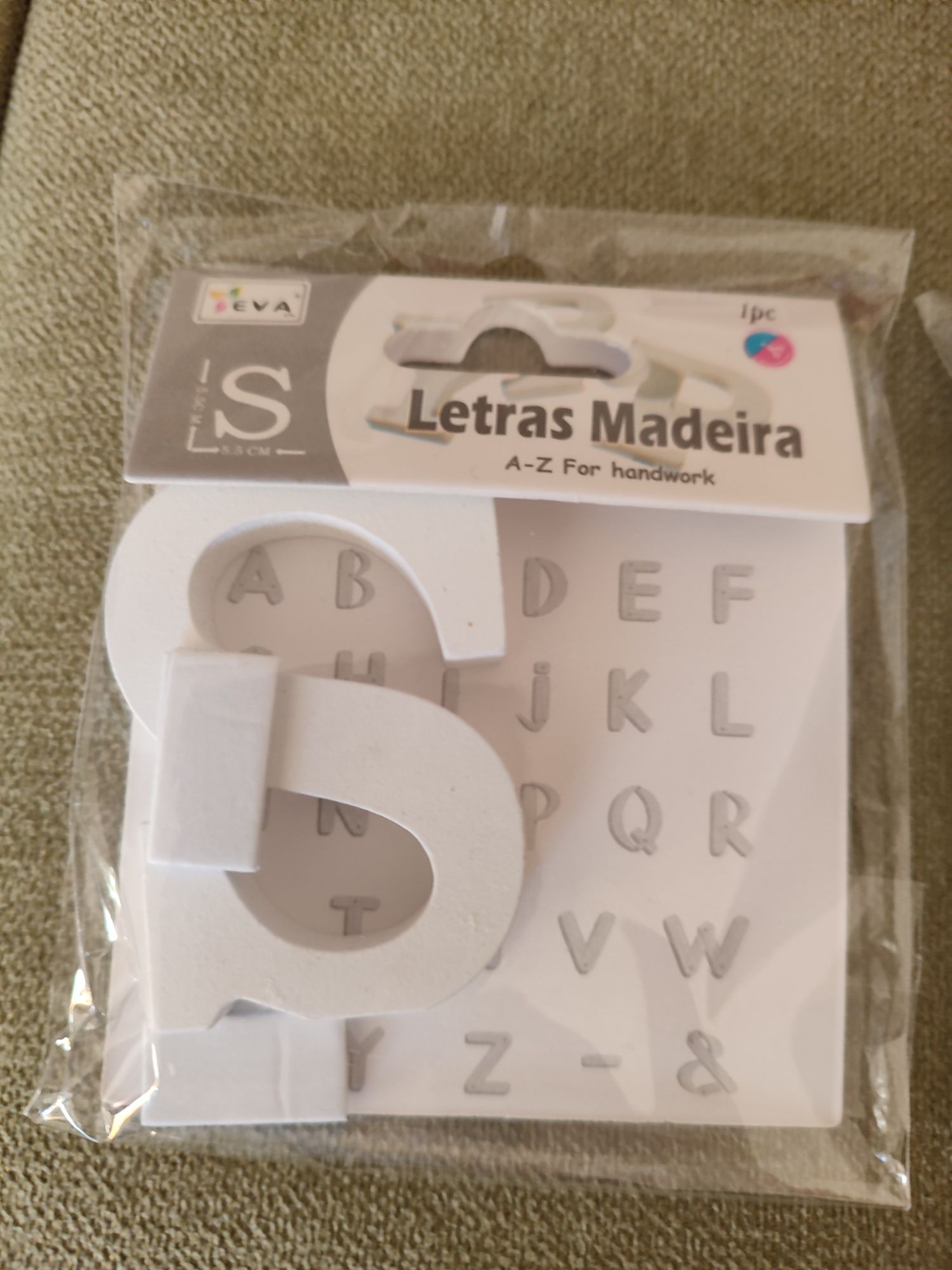 Letras em madeira