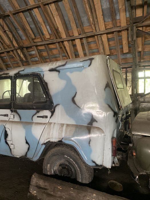 Продам два автомобілі УАЗ