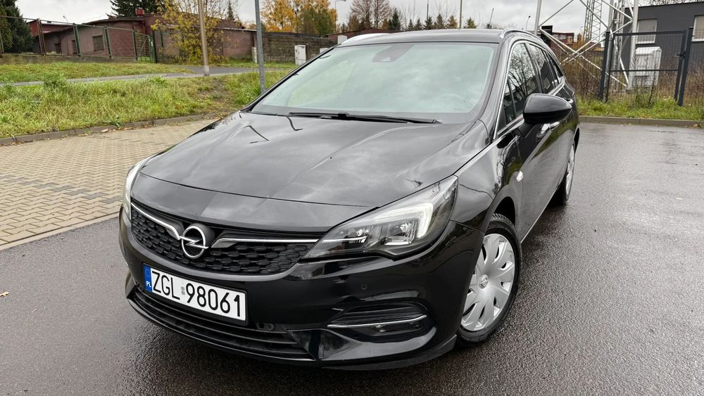 Opel Astra 1.2T/110PS Km: 50.629 , Kamera, Tempomat,