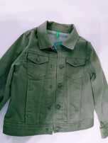 Пиджак Benetton джинсовый 4-6лет. Подойдёт для девочки и мальчика