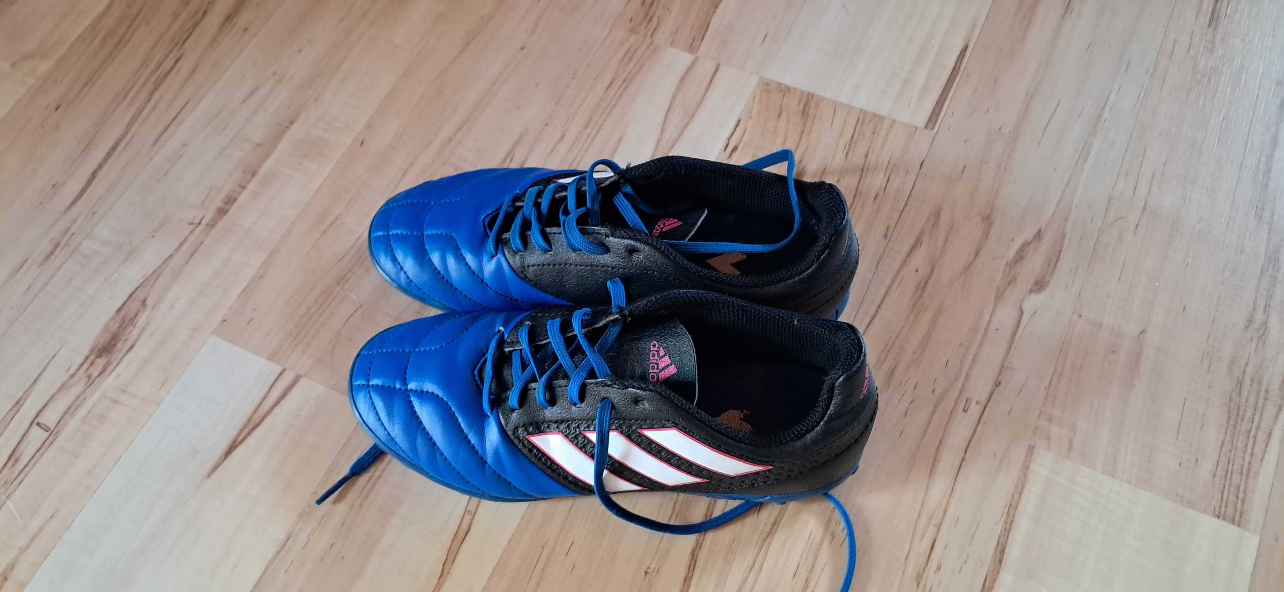 Adidas buty piłkarskie dla chłopca rozm.35,5