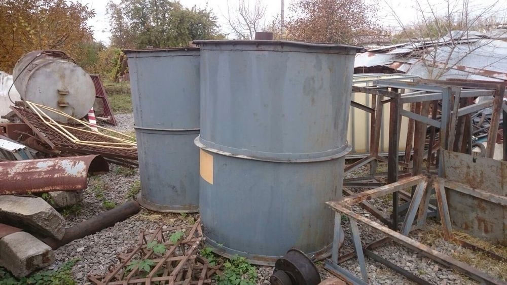 Продам емкость емність бочку на 2000 л 2 куба