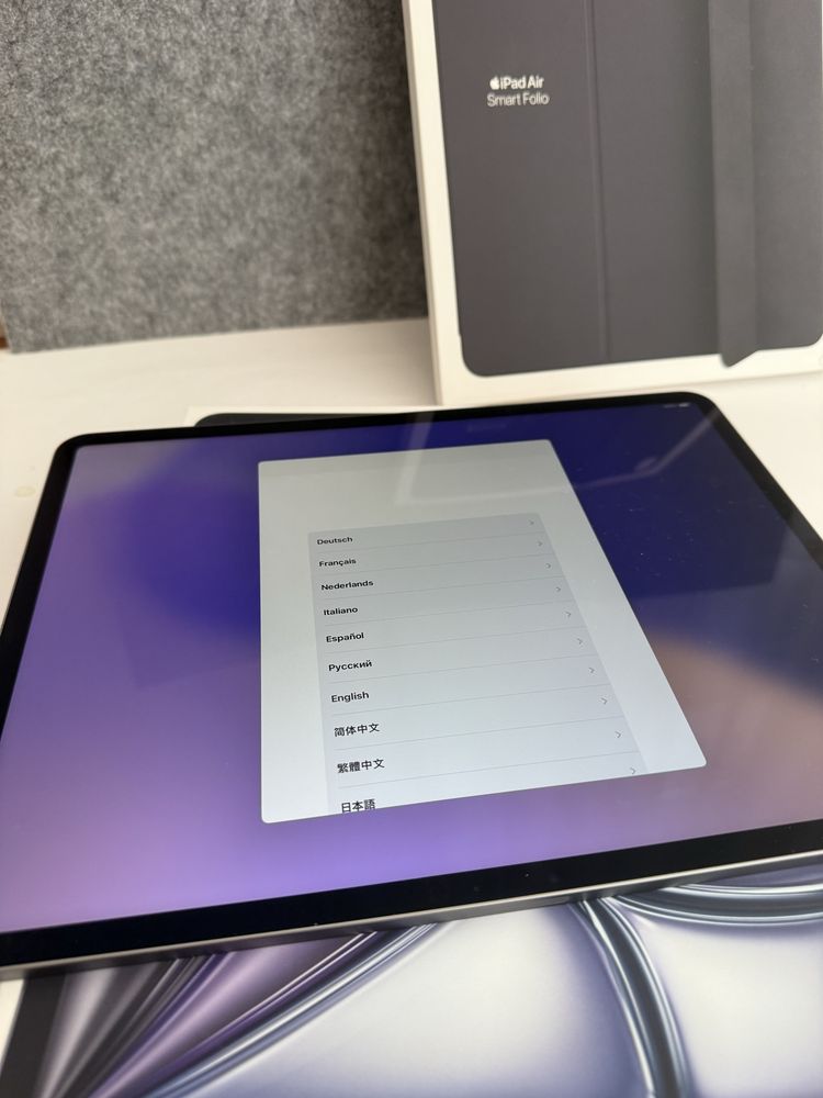 IPad Air 13 M3 256GB Wi-FI + CELLULAR (2025)Silver + Capa original