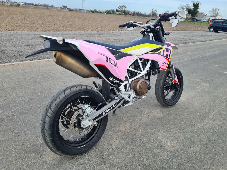 Husqvarna 701 Supermoto  4 tyś km