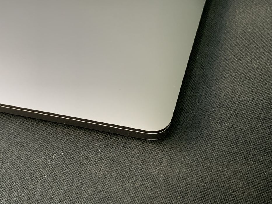 Macbook Pro 13 de 2016 intel i5 256SSD 8Gb Ram